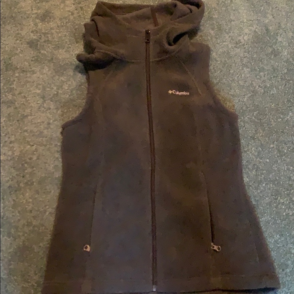Columbia hooded fleece vest